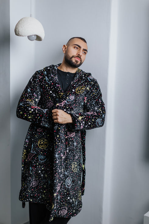 Snuggs Blanket Robe Black Space